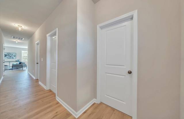 7379 Kings Point Drive Gallery 2