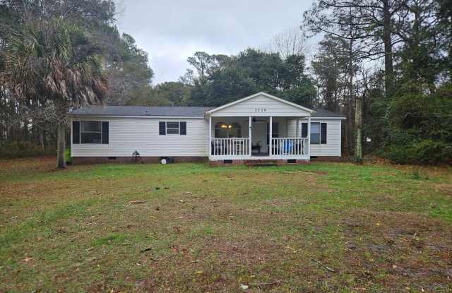 Great unfurnished 3 Bedroom, 2 bath home located in Sneads Ferry photos photos