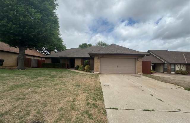 325 E Parkland Drive photos photos