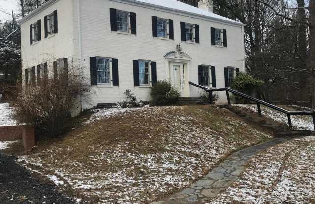 1060 HARVEY ROAD - 1060 Harvey Road, McLean, VA 22101