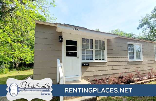 1202 Holden Dr photos photos