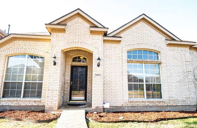 5521 Riverview Drive Gallery 1