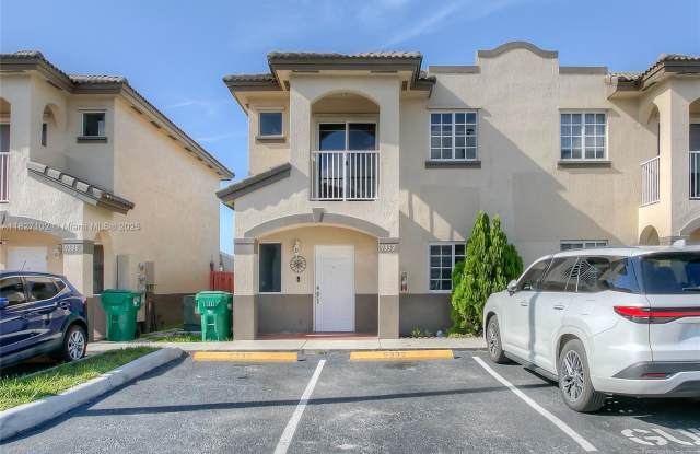 9332 NW 114th Ter photos photos