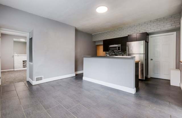 AVAILABLE NOW - 3 Bedroom Home w/ GARAGE! Ask how you can get up to one month of free rent! Gallery 3