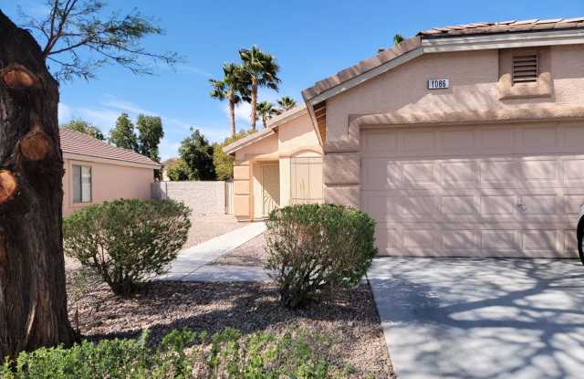 Single Story - 3 Bedroom w/RV Parking in Silverado Ranch - 1086 Silver Creek Avenue, Paradise, NV 89183