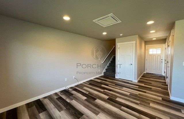 612 Mead Avenue-Unit A Gallery 3