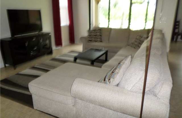 12699 Fairington WAY Gallery 4