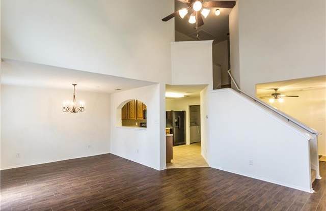 10371 Darkwood Drive Gallery 4