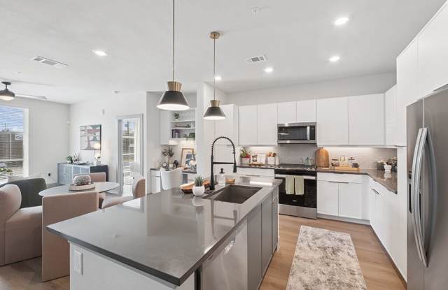 Heights at 1520 Apartments photos photos