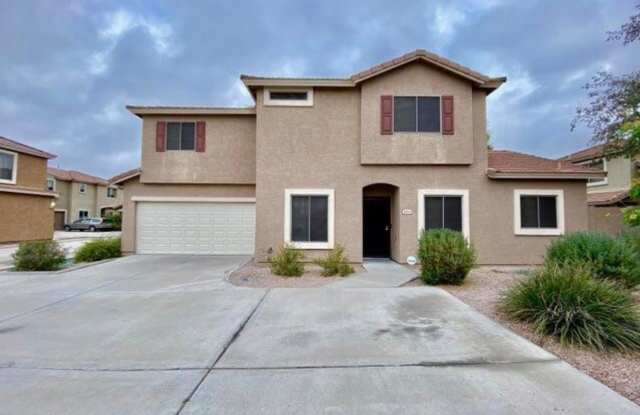 4056 E Abraham Ln Gallery 3