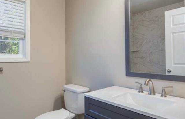 328 Mulberry Avenue - Apt. 1 Gallery 2