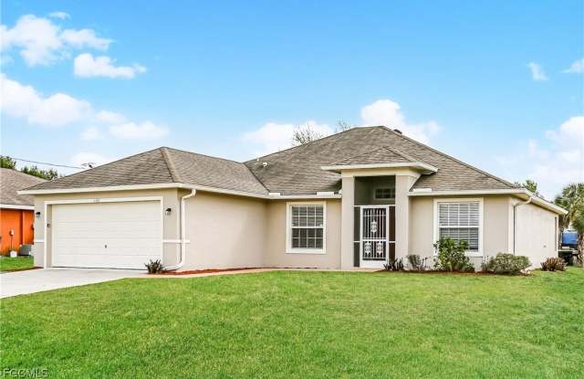 6107 Hutton Court - 6107 Hutton Court, Lehigh Acres, FL 33905