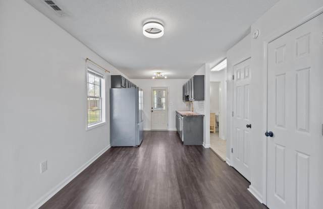 92 Shoreline Drive Gallery 4
