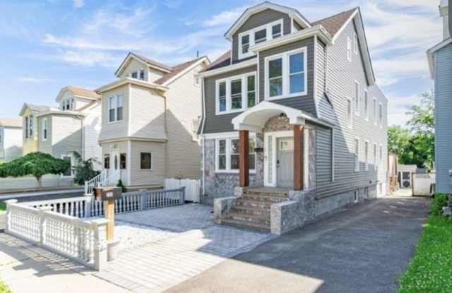 280 Conklin Ave photos photos