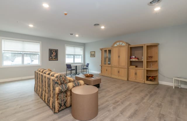 6232 Johnston Road - 6232 Johnston Road, Westmere, NY 12203