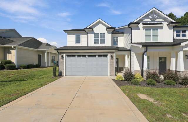 3052 Candlelight Drive - 1 Gallery 1