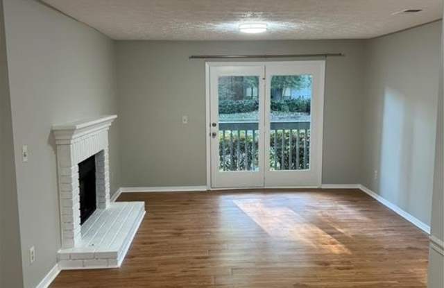 1413 Tuxworth Circle Gallery 3