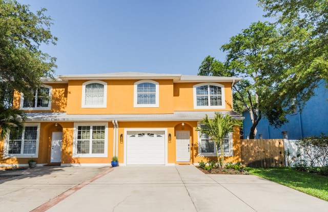 121 Kenwood Ave photos photos
