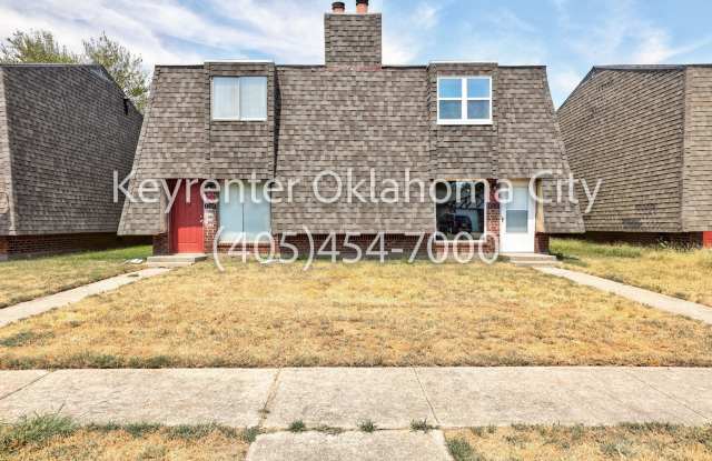 Fully Renovated 2-Bedroom, 2.5-Bathroom Townhome Near OU with 2-Car Garage & Lawn Care Included photos photos