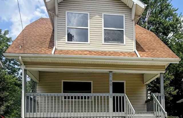Three bedroom one bathroom single-family home for rent photos photos Three bedroom one bathroom single-family home for rent photos photos