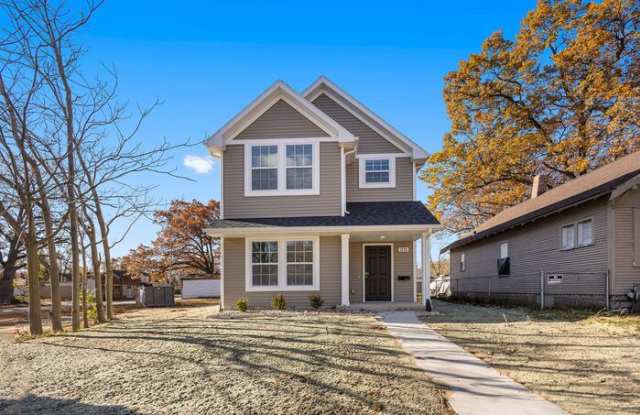 390 Catherine Avenue photos photos