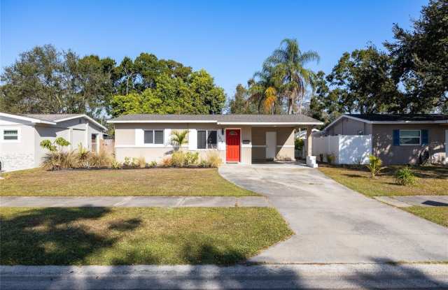 1513 56TH AVENUE N - 1513 56th Avenue North, St. Petersburg, FL 33703