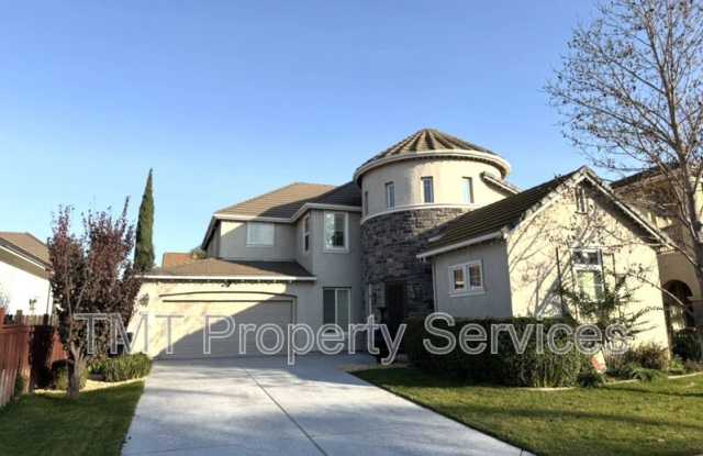 6832 Salvaterra Circle - 6832 Salvaterra Circle, Elk Grove, CA 95757