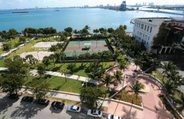 1757 N Bayshore Dr - 1757 North Bayshore Drive, Miami, FL 33132