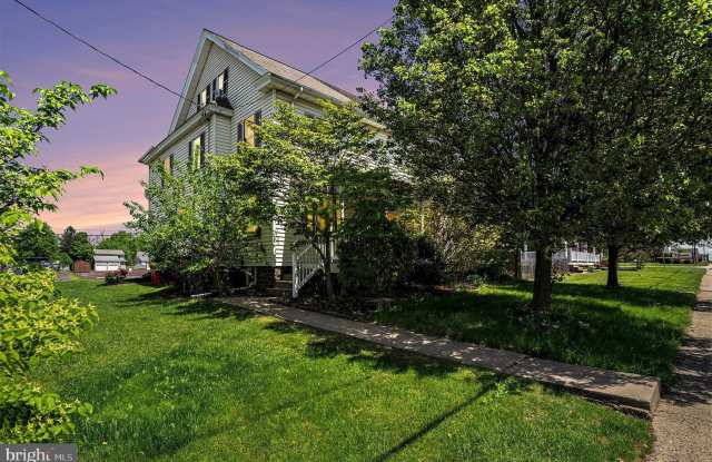 447 N MAIN STREET photos photos