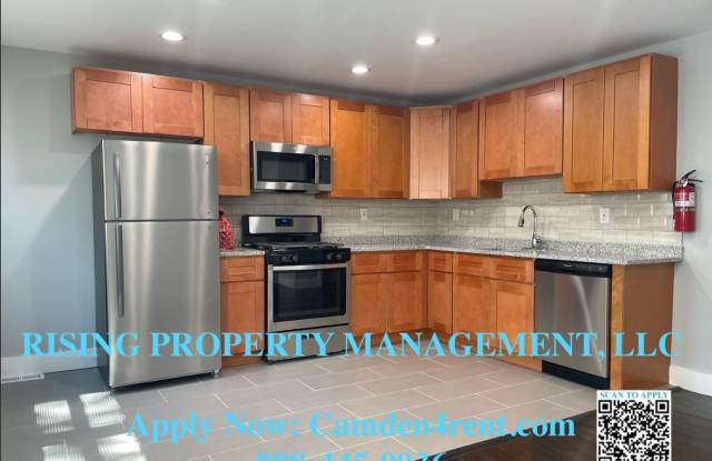 Renovated 5 Bedroom 2.5 Bathroom home in the heart of Morgan Village! Gallery 3