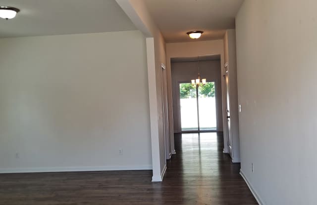 1527 Sergeant Ln Gallery 4
