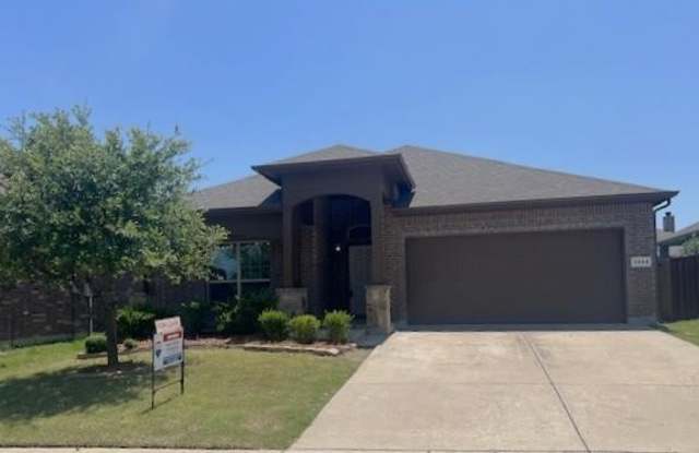 3004 Beaver Creek Drive - 3004 Beaver Creek Drive, Fort Worth, TX 76177