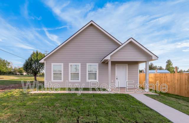 105 Long Drive - 105 Long Drive, Onalaska, TX 77360