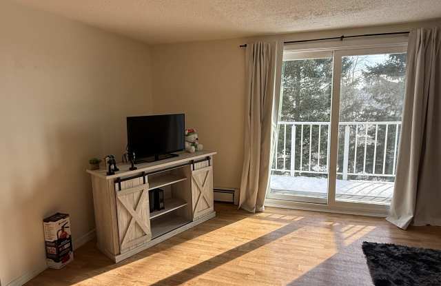 812 State St - 812 State Street, Bangor, ME 04401