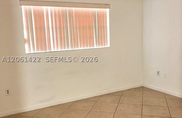 401 NW 72ND AVE Gallery 3