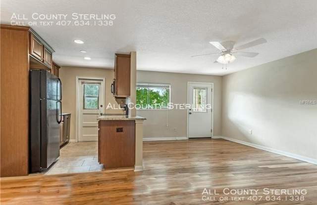 320 Lakeview St APT 215 Gallery 2