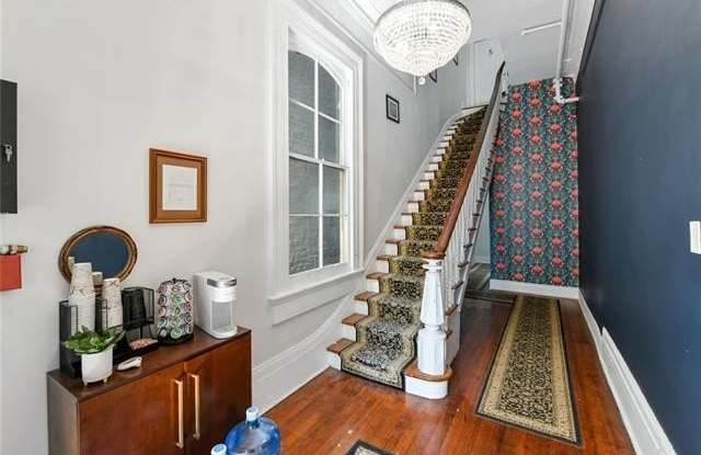1309 DAUPHINE Street Gallery 2