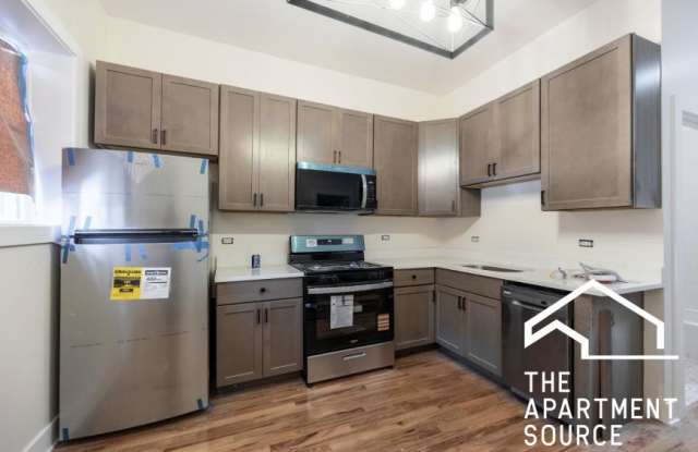 1742 North California Ave. photos photos