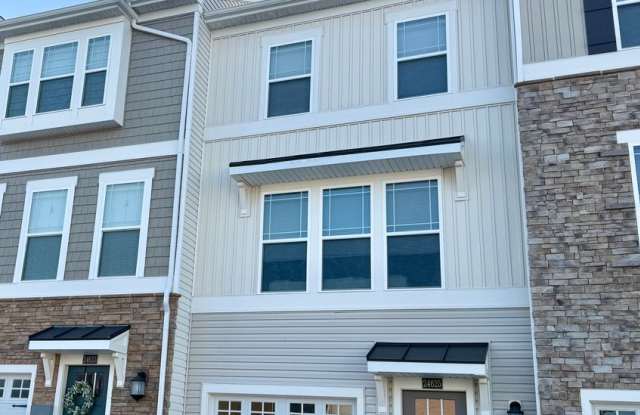 Plantation Lakes a golf community with numerous amenities for residents to enjoy. photos photos