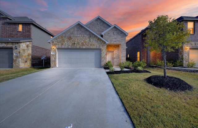 3920 Oak Creek Circle Gallery 1