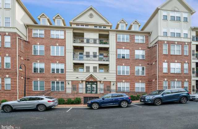 1321 N ADAMS COURT - 1321 North Adams Court, Arlington, VA 22201