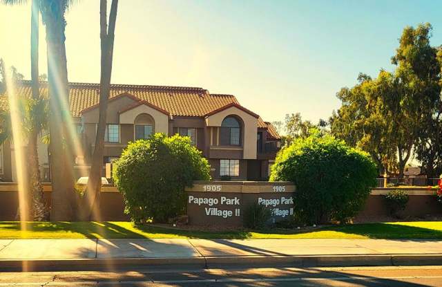 1/2 OFF 1ST MONTHS RENT!!!TEMPE CONDO WITH SPLIT BEDROOMS! photos photos