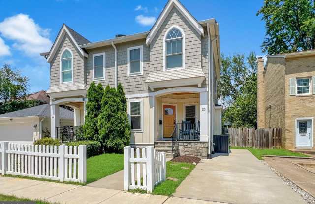 23 W CHAPMAN STREET W photos photos