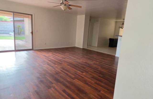 3 Bed/2 Bath El Dorado Area Maricopa Gallery 3