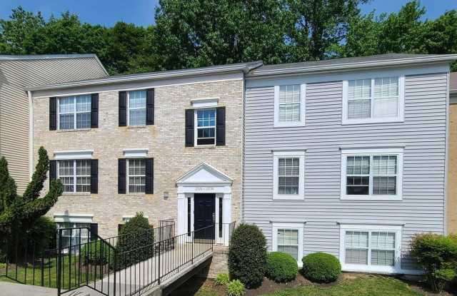 12228 STEVENSON COURT Gallery 2