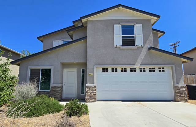 Coming Soon-Charming Tehachapi Retreat - $2,450/Month photos photos