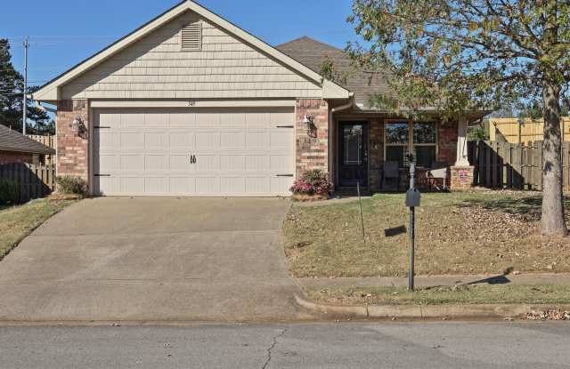 349 Dovington Drive - 349 Dovington Drive, Huntsville, AL 35806