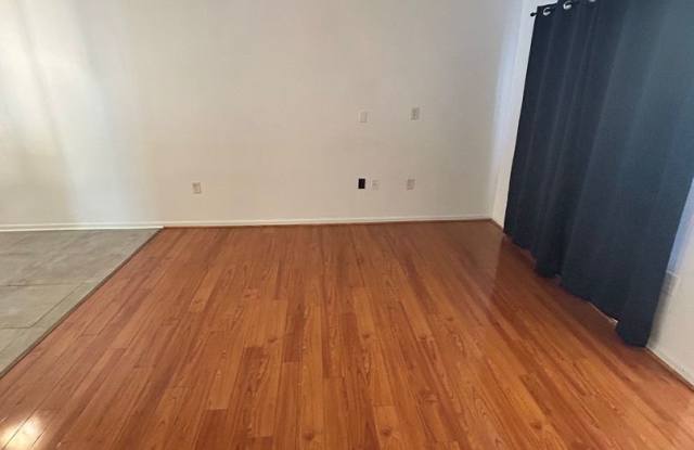 2-Bedroom Townhome in Olde Towne Community ***RENT SPECIAL: 1/2 OFF FIRST MONTH'S RENT*** Gallery 4