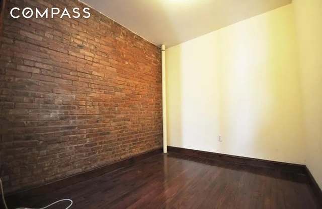 422 Amsterdam Avenue Gallery 4