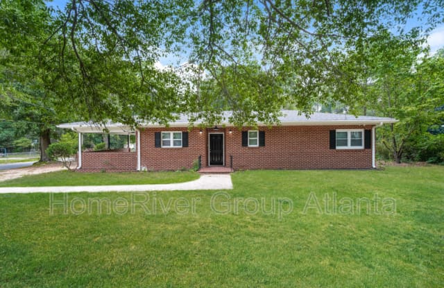 940 E Church St - 940 East Church Street, Monroe, GA 30655